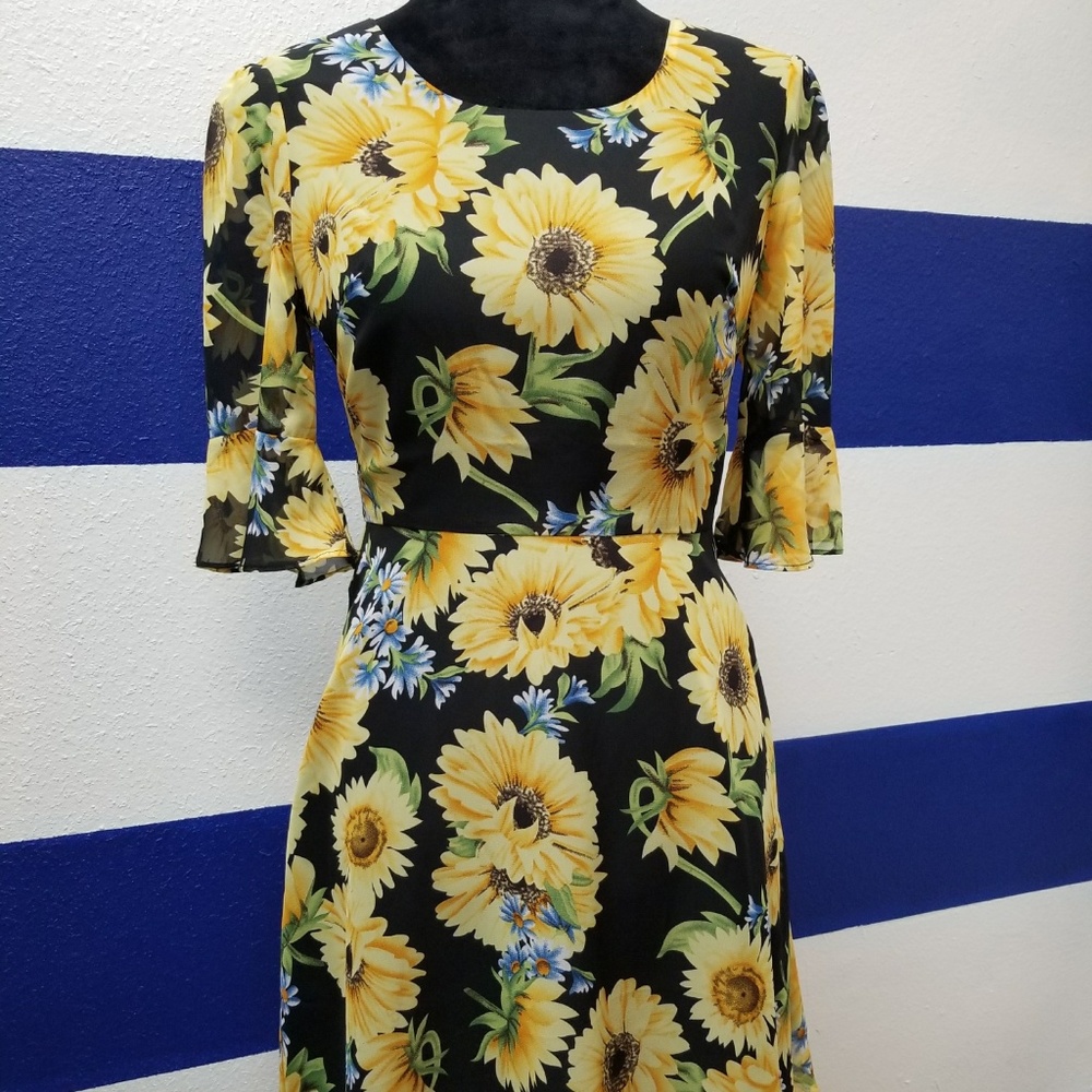 Sunflower Dress - Picture 1 of 1